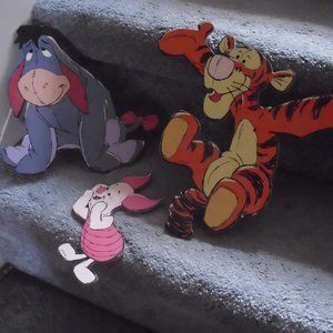 Pooh character decor